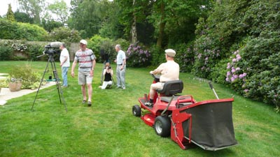 07. Ray, Pete, Joanna, Brian and Ron filming the mower scene